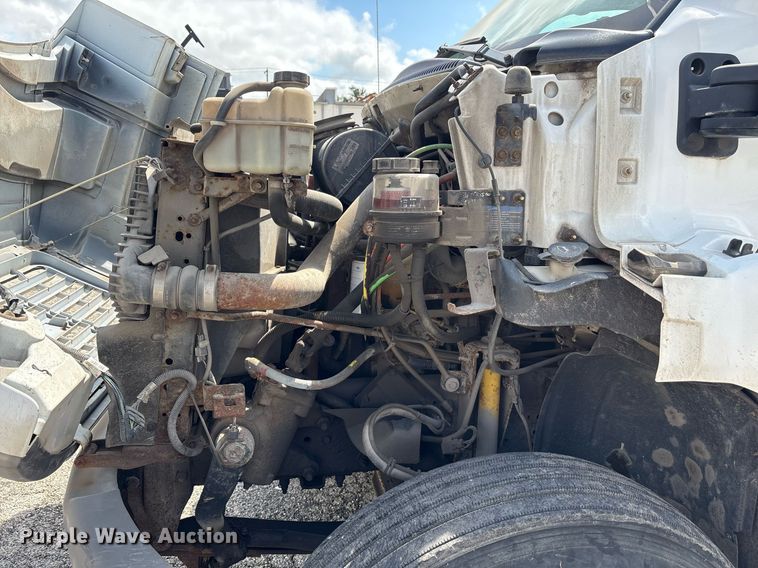 image for item EC4353 2004 GMC C8500 side curtain box truck