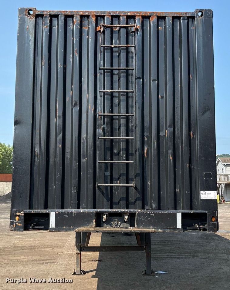 image for item EC4371 1979 Hyundai scrap trailer