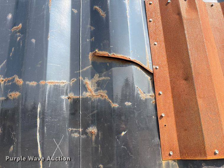 image for item EC4371 1979 Hyundai scrap trailer