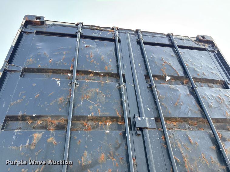 image for item EC4371 1979 Hyundai scrap trailer