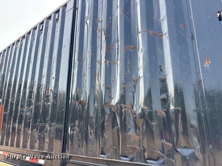 image for item EC4371 1979 Hyundai scrap trailer