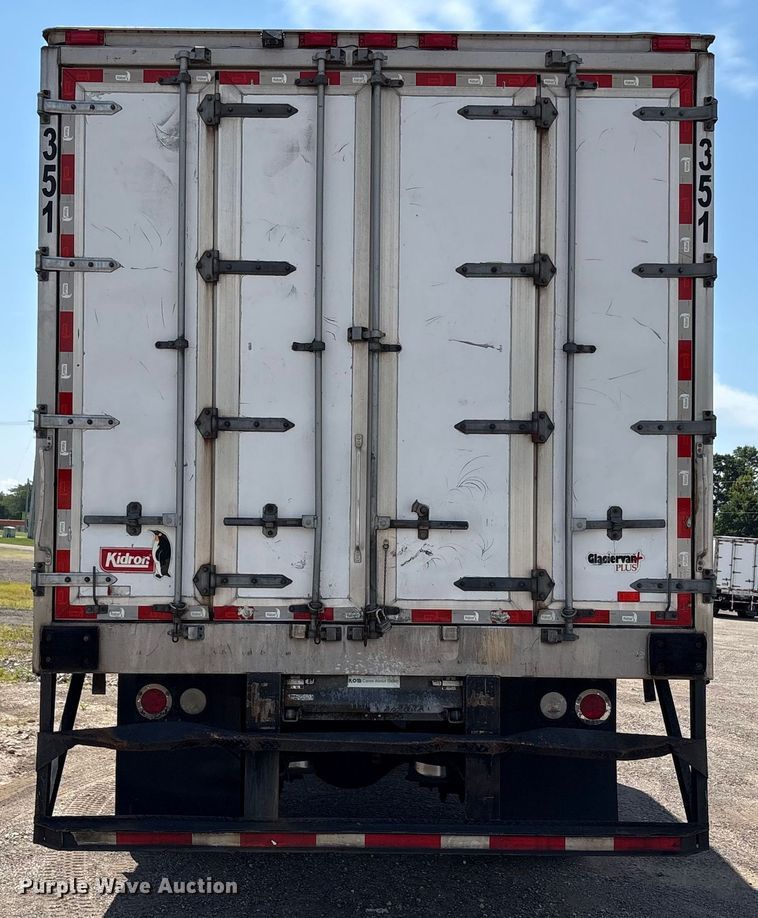 image for item EC4377 2014 Freightliner Business Class M2 refrigerated truck