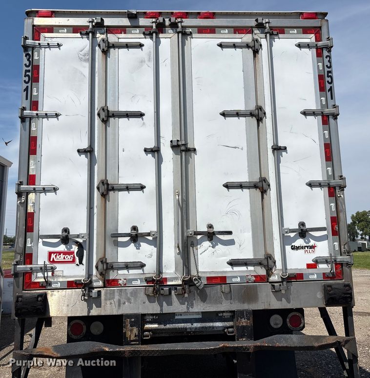 image for item EC4377 2014 Freightliner Business Class M2 refrigerated truck