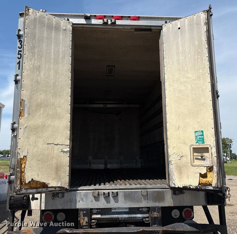 image for item EC4377 2014 Freightliner Business Class M2 refrigerated truck