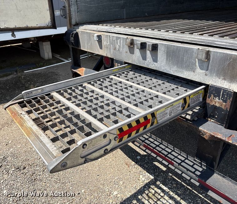 image for item EC4377 2014 Freightliner Business Class M2 refrigerated truck