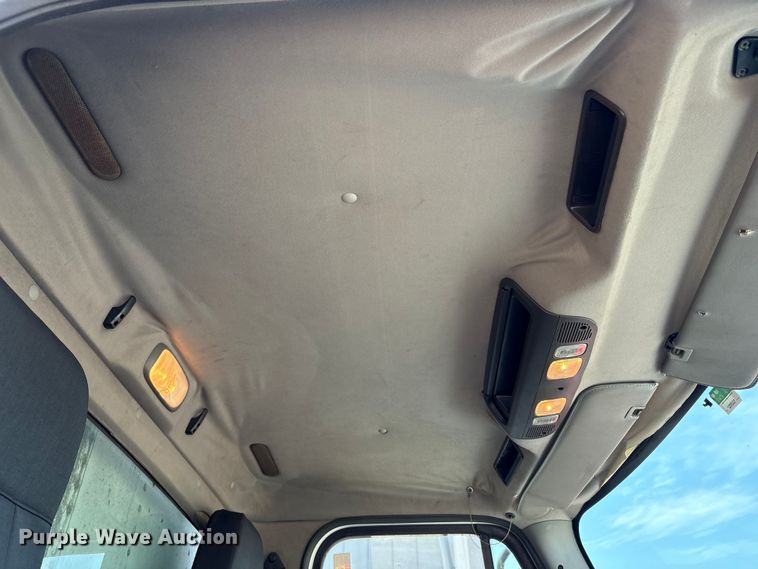 image for item EC4377 2014 Freightliner Business Class M2 refrigerated truck