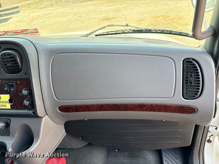 image for item EC4377 2014 Freightliner Business Class M2 refrigerated truck