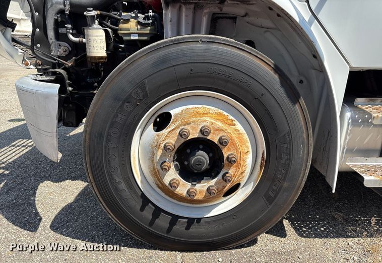 image for item EC4377 2014 Freightliner Business Class M2 refrigerated truck