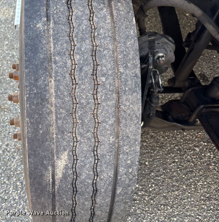 image for item EC4377 2014 Freightliner Business Class M2 refrigerated truck