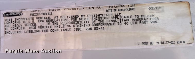 image for item EC4378 2005 Freightliner Business Class M2 fuel / lube truck