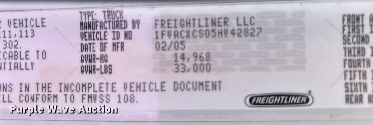image for item EC4378 2005 Freightliner Business Class M2 fuel / lube truck