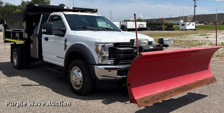 image for item EC4379 2019 Ford F550 dump truck