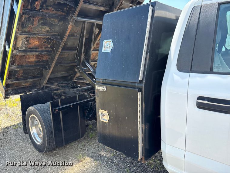 image for item EC4379 2019 Ford F550 dump truck