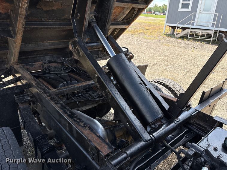 image for item EC4379 2019 Ford F550 dump truck