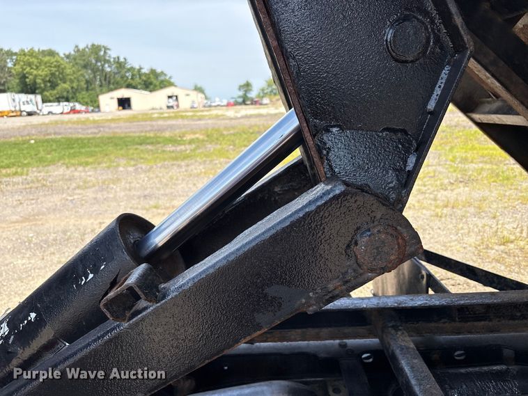 image for item EC4379 2019 Ford F550 dump truck