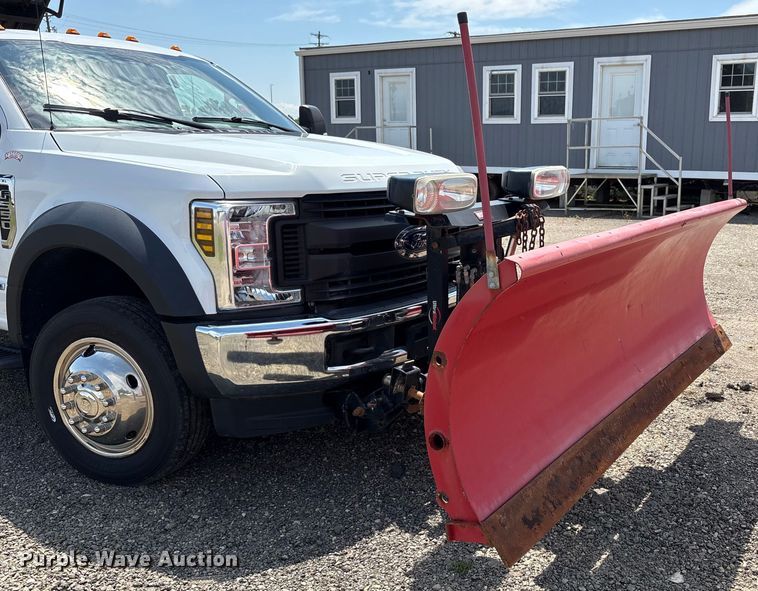 image for item EC4379 2019 Ford F550 dump truck