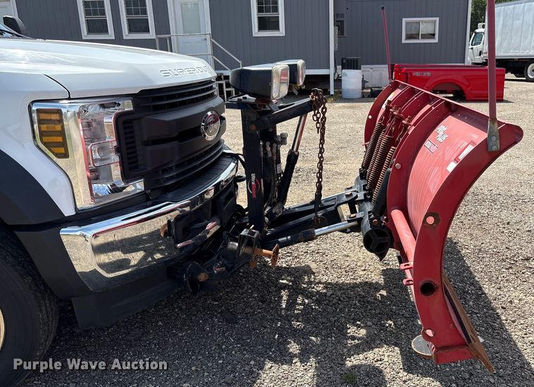 image for item EC4379 2019 Ford F550 dump truck