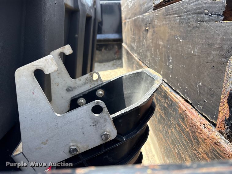 image for item EC4379 2019 Ford F550 dump truck