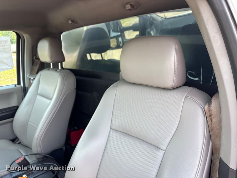 image for item EC4379 2019 Ford F550 dump truck