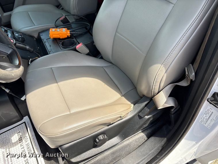 image for item EC4379 2019 Ford F550 dump truck