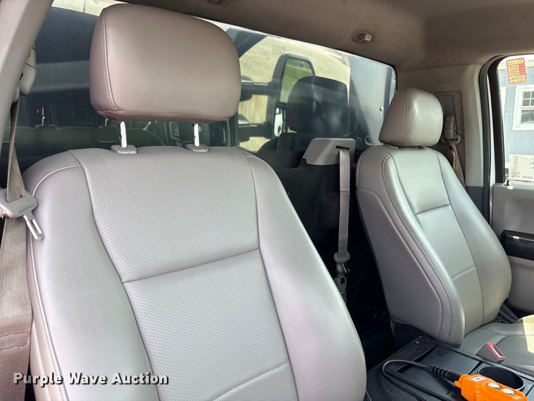 image for item EC4379 2019 Ford F550 dump truck