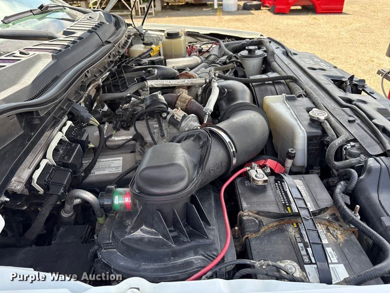 image for item EC4379 2019 Ford F550 dump truck