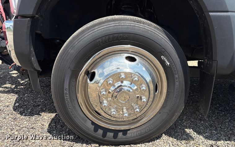 image for item EC4379 2019 Ford F550 dump truck