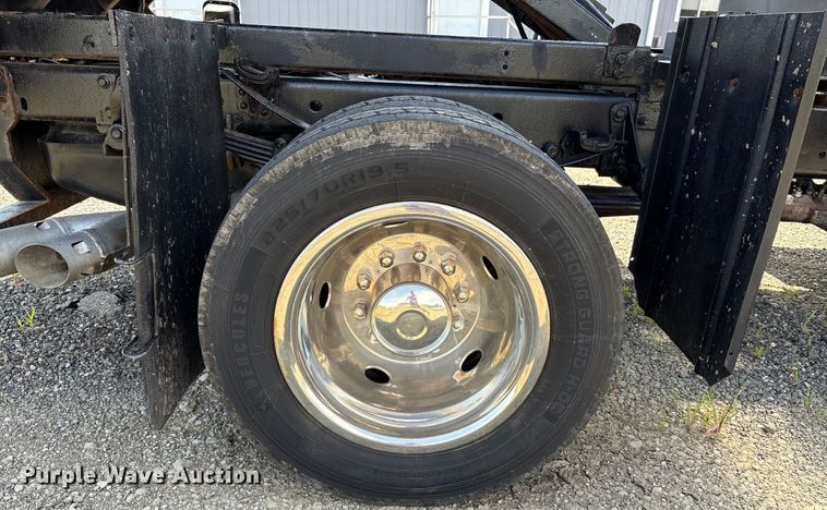 image for item EC4379 2019 Ford F550 dump truck