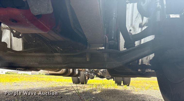 image for item EC4380 2015 Freightliner Business Class M2 truck cab and chassis