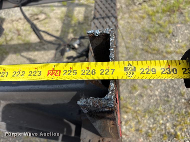 image for item EC4380 2015 Freightliner Business Class M2 truck cab and chassis