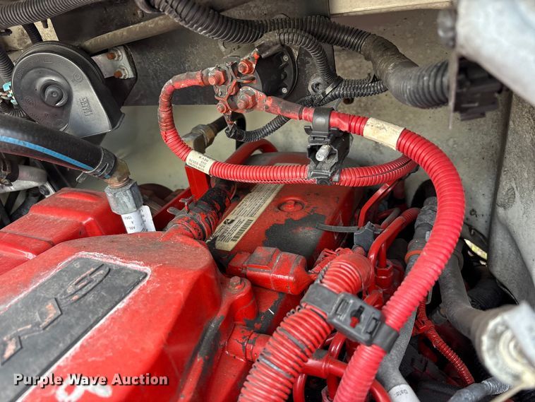 image for item EC4380 2015 Freightliner Business Class M2 truck cab and chassis