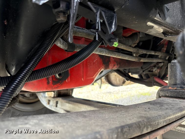 image for item EC4380 2015 Freightliner Business Class M2 truck cab and chassis