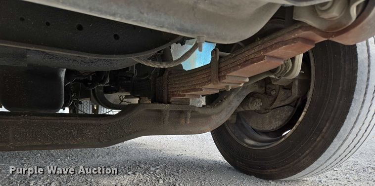 image for item ED2176 1998 International 4700 flatbed truck