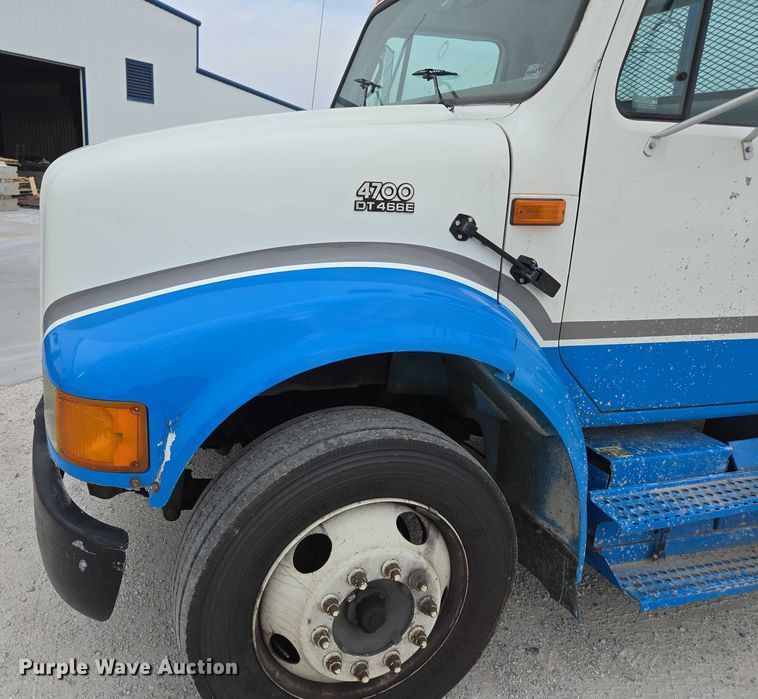 image for item ED2177 2000 International 4700 flatbed truck