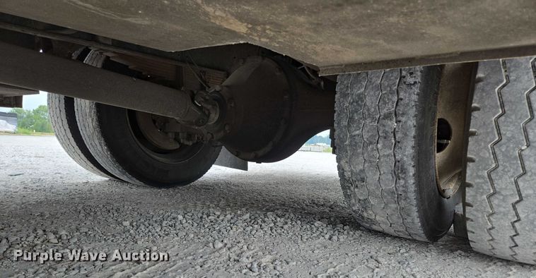 image for item ED2177 2000 International 4700 flatbed truck