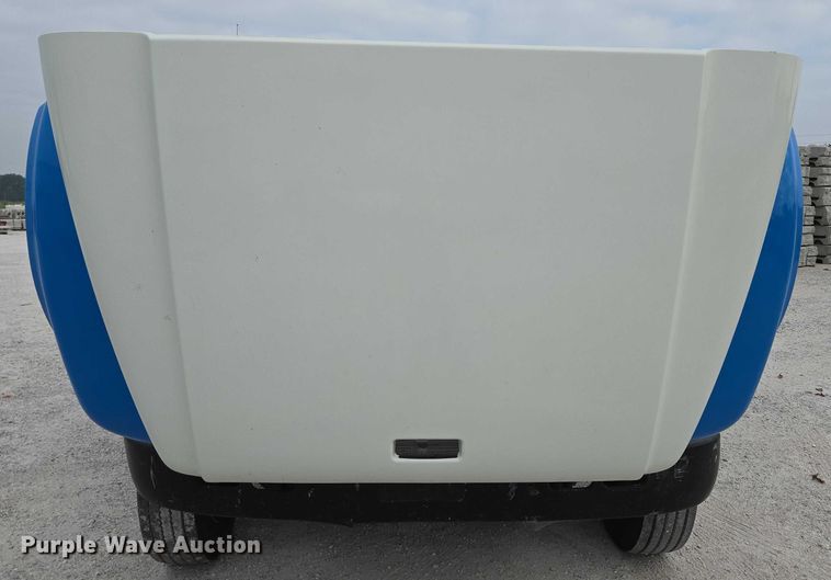 image for item ED2177 2000 International 4700 flatbed truck