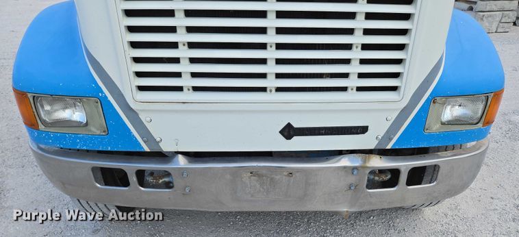 image for item ED2178 2000 International 4700 flatbed truck