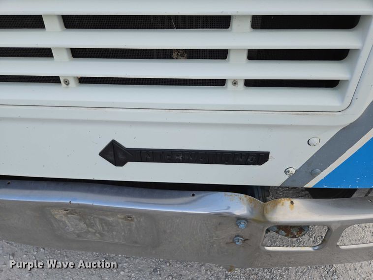 image for item ED2178 2000 International 4700 flatbed truck