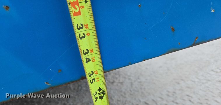 image for item ED2178 2000 International 4700 flatbed truck