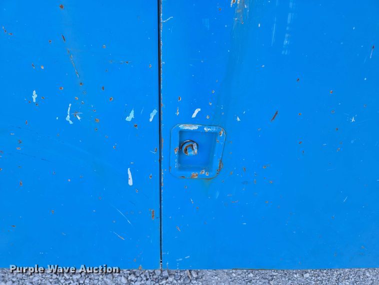 image for item ED2178 2000 International 4700 flatbed truck