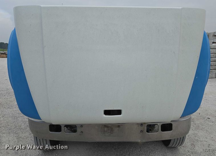 image for item ED2178 2000 International 4700 flatbed truck