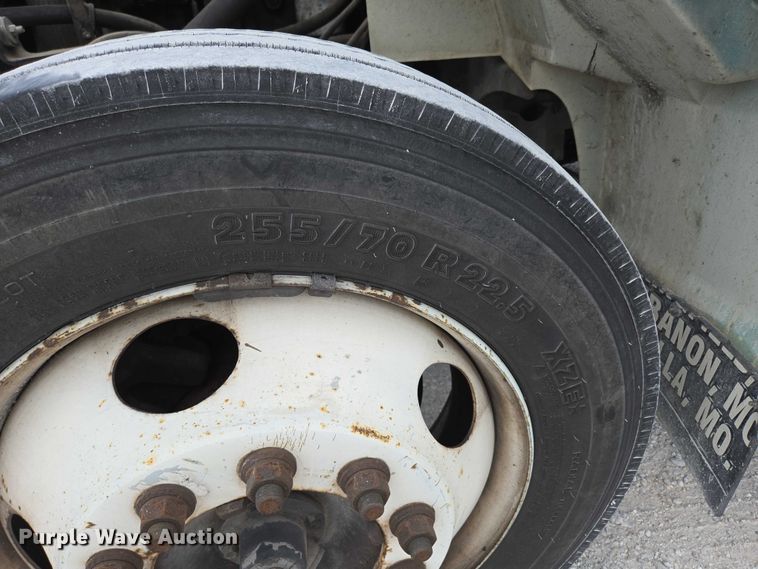 image for item ED2178 2000 International 4700 flatbed truck