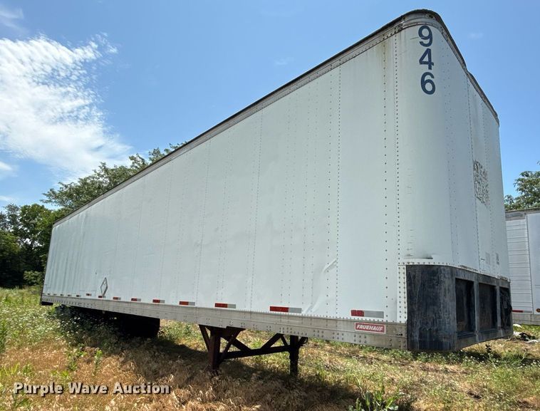 image for item ED4262 1986 Fruehauf dry van trailer
