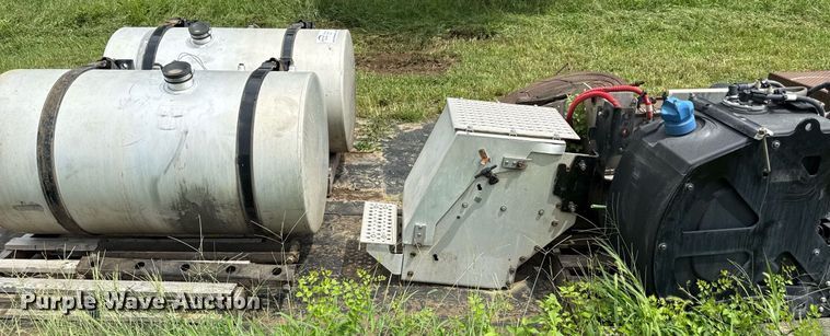 image for item ED4352 Truck parts