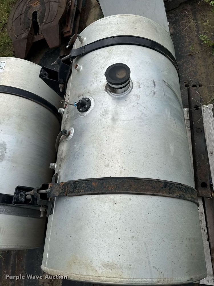 image for item ED4352 Truck parts