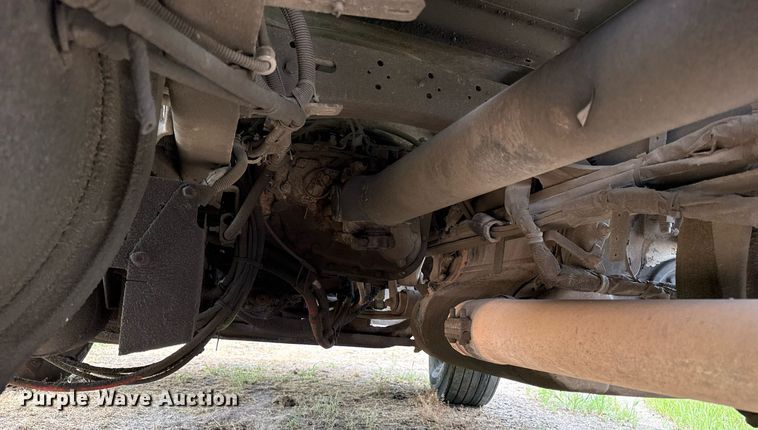 image for item ED4403 2016 Freightliner Cascadia 113 semi truck