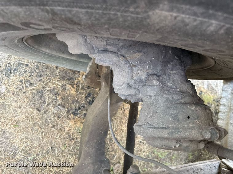 image for item ED4403 2016 Freightliner Cascadia 113 semi truck