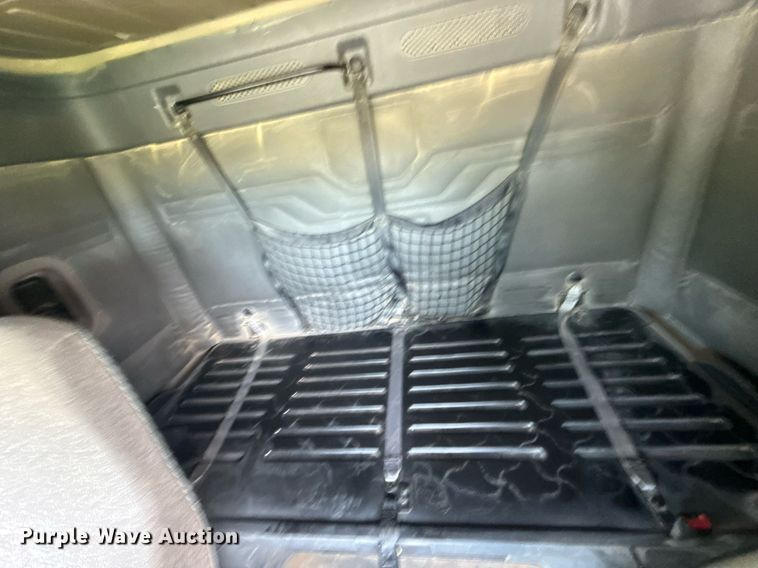 image for item ED4403 2016 Freightliner Cascadia 113 semi truck