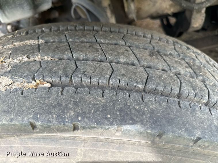 image for item ED4403 2016 Freightliner Cascadia 113 semi truck