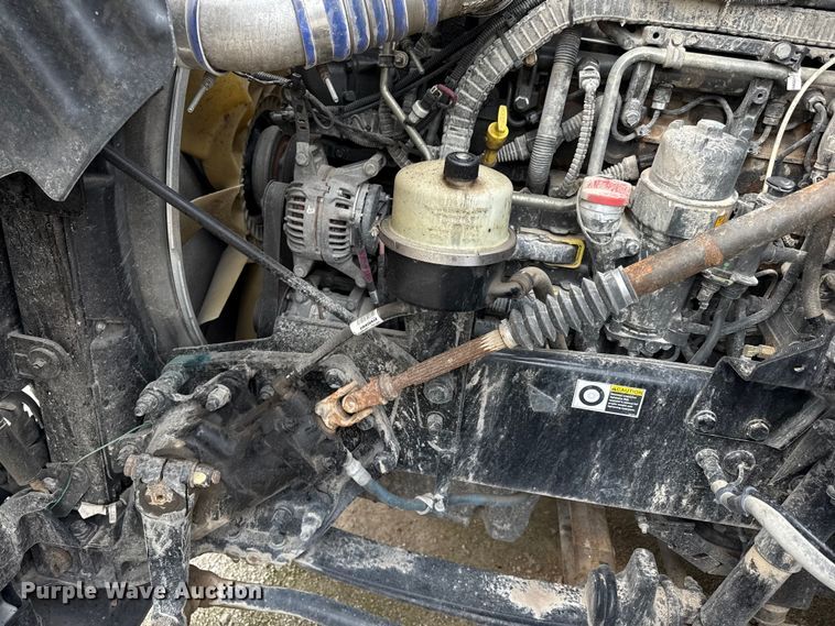 image for item ED4452 2017 Peterbilt 579 semi truck